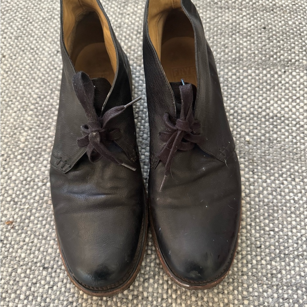 Frye Men's Black Leather Chukka Boots